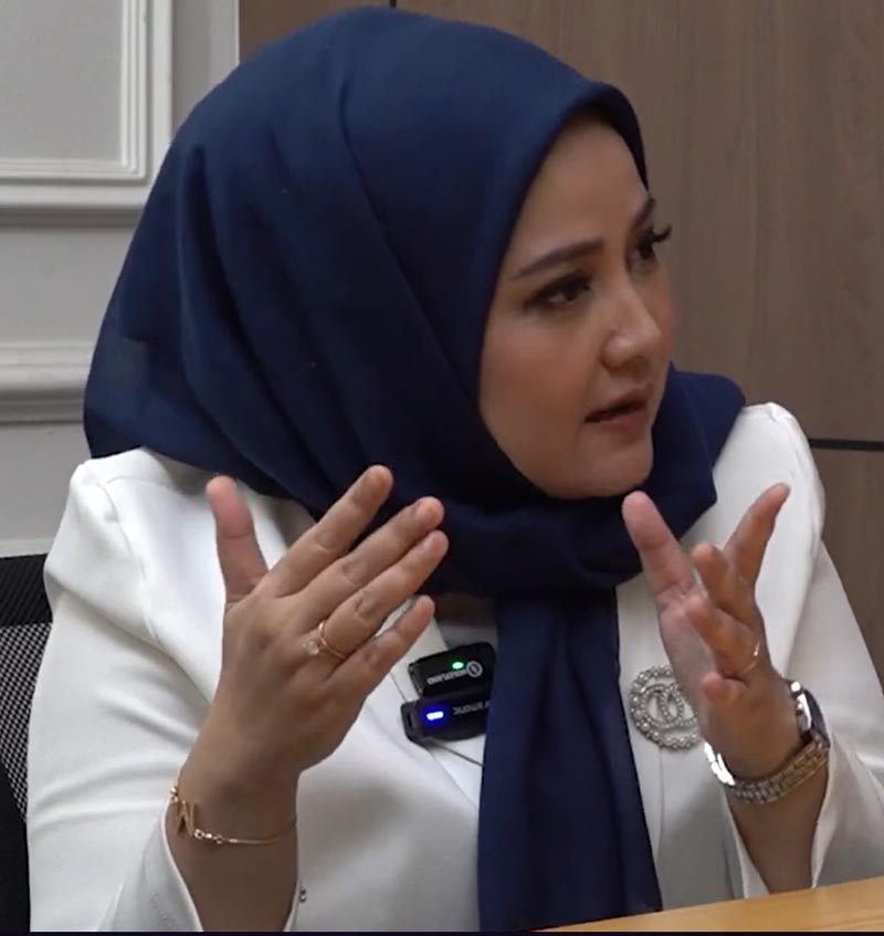 Mira Pane saat jadi narasumber di Gema TV